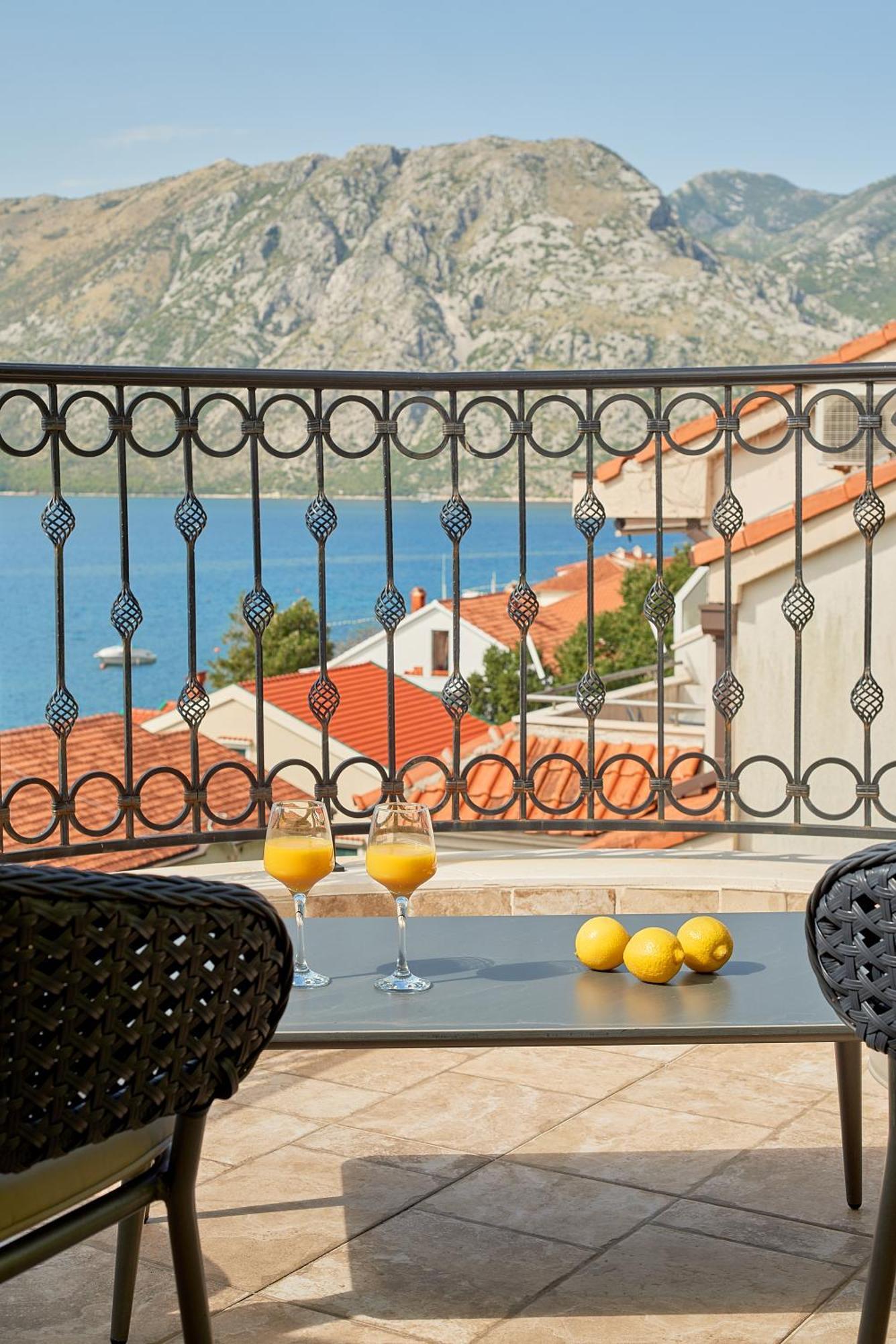 2Montenegro Mimoza Apartments Доброта Экстерьер фото